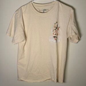 Fashion Nova Cream Short Sleeve Tee